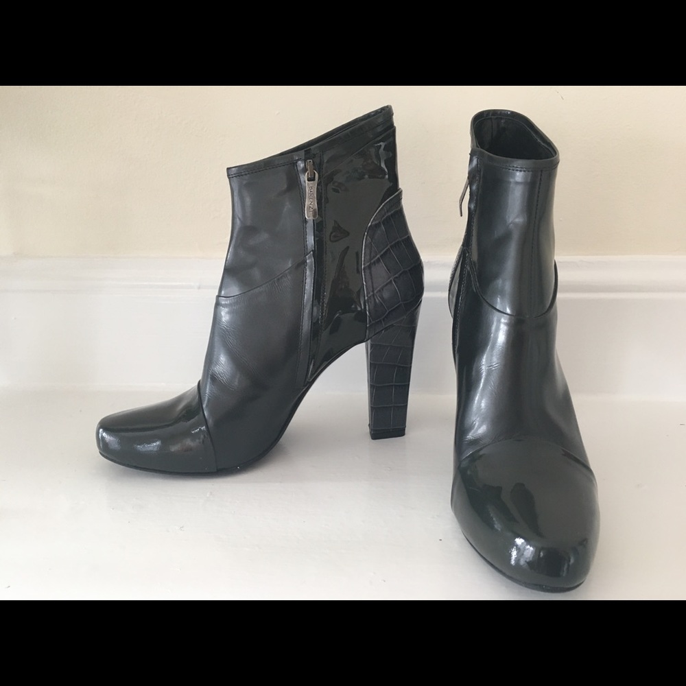 R & Renzi Italian leather and faux fur booties